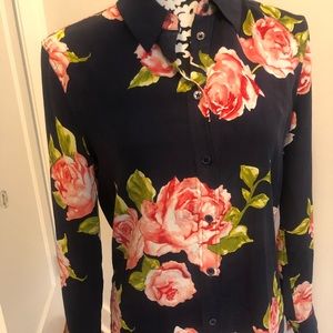 Equipment 100% Silk Floral Blouse Size XS
